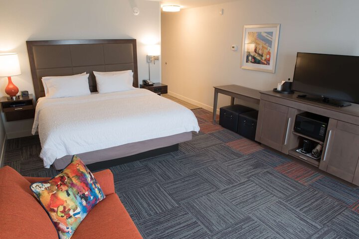 Room 15 of 40