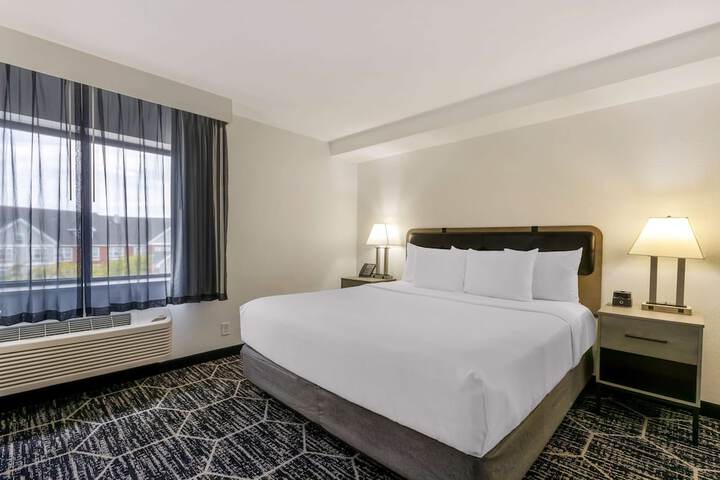 Room 44 of 78