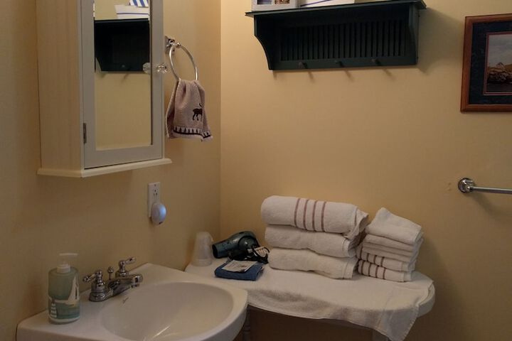 Room 16 of 33