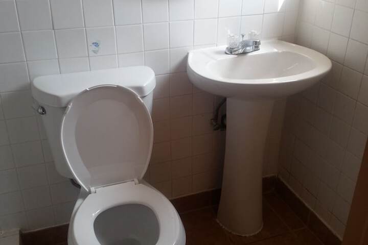 Room 9 of 28