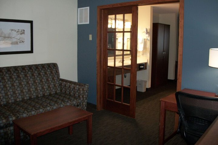 Room 30 of 44