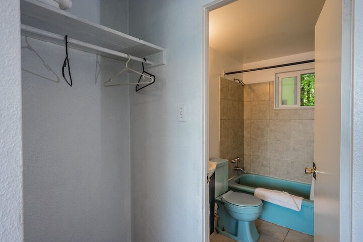 Room 26 of 42