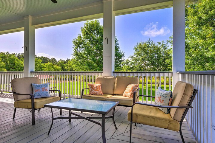 Bright Waveland Home - Walk to Beach Access!