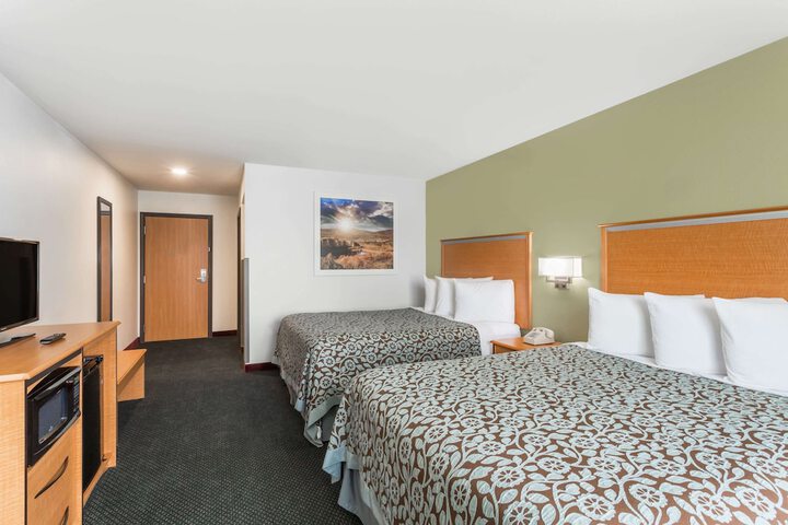 Room 15 of 27