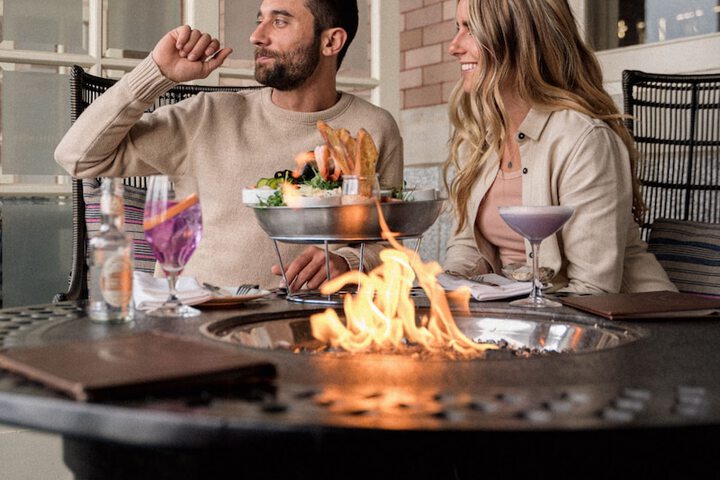 Dining 76 of 105