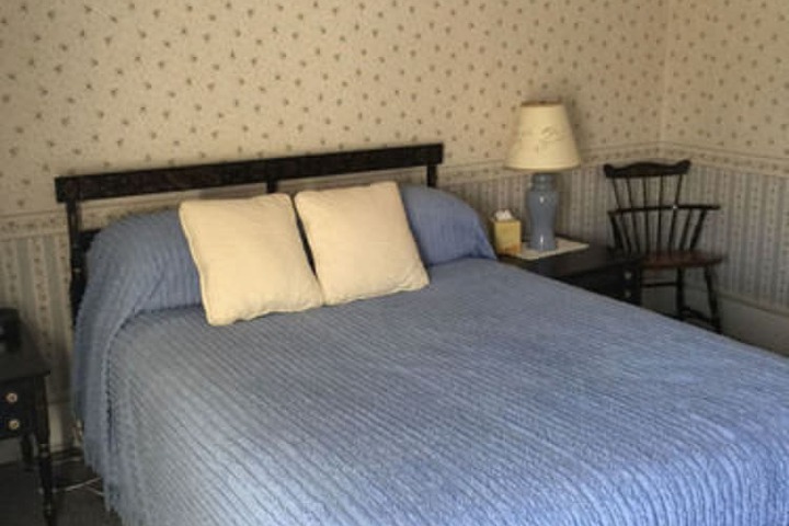 Room 36 of 70