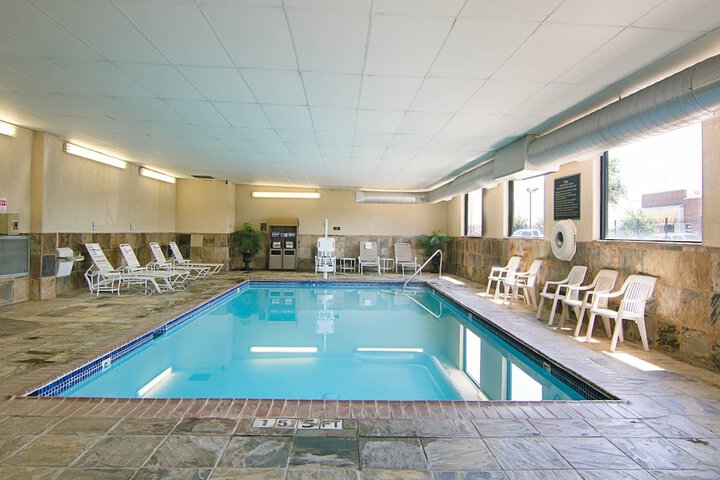 Pool 6 of 32