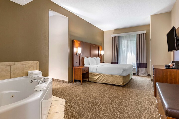 Room 25 of 31