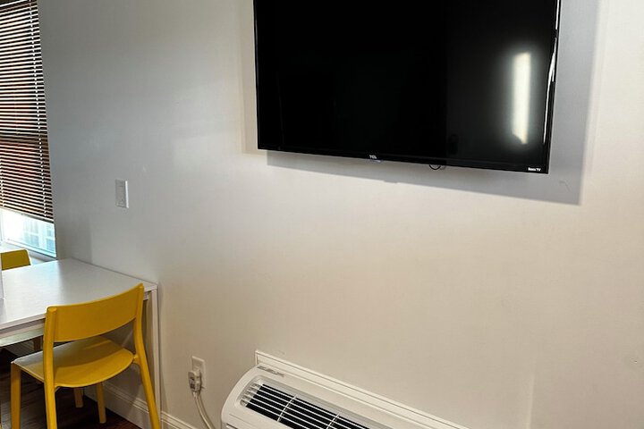 Room 18 of 57