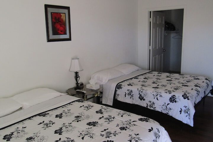 Room 93 of 124