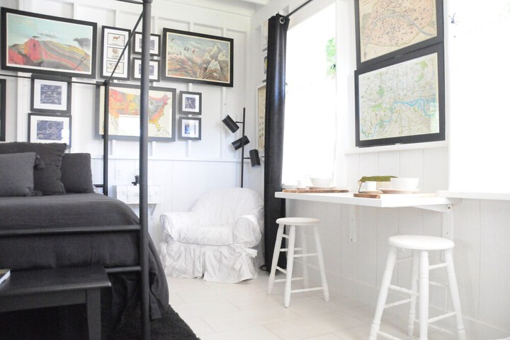 Room 220 of 230