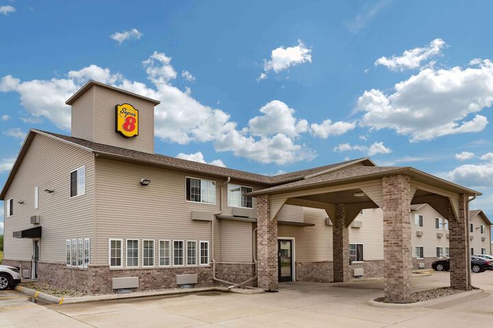 Hotel 2 of 17