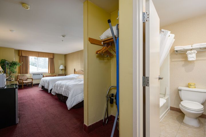 Room 21 of 36