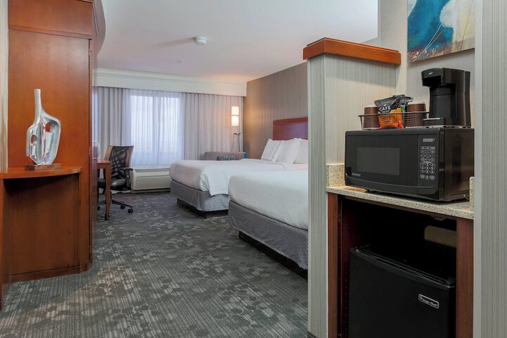 Room 20 of 69