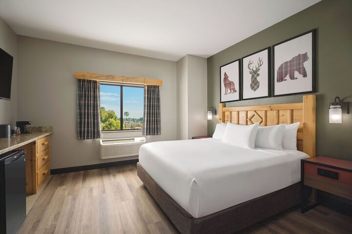 Great Wolf Lodge Anaheim CA