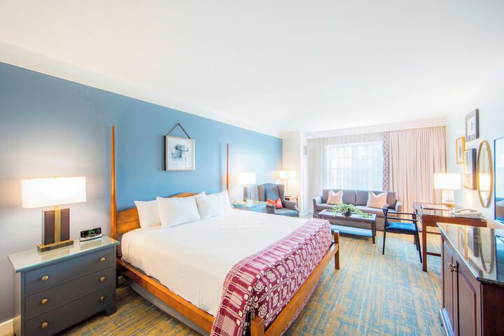 Williamsburg Lodge Autograph Collection
