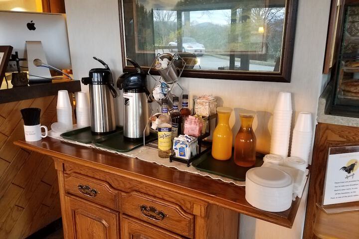 Highland Manor Inn