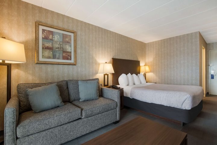 Room 54 of 118
