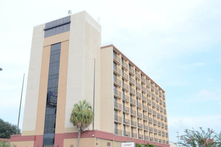 Hotel 5 of 32