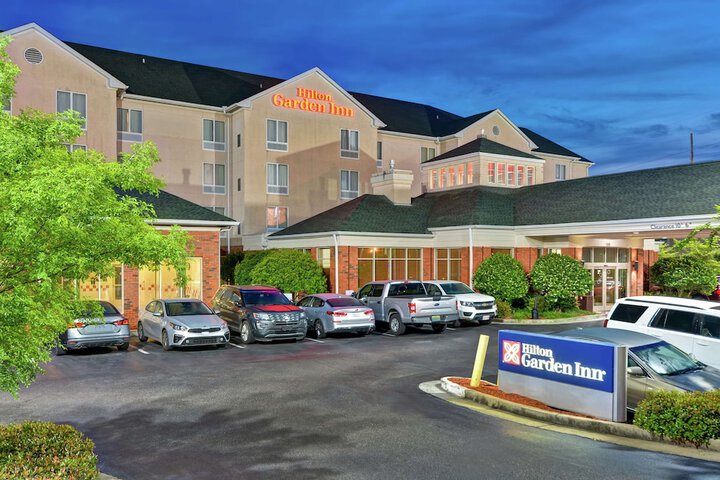 Hotel 3 of 63