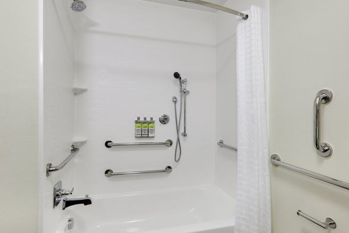 Candlewood Suites Dallas NW - Farmers Branch by IHG