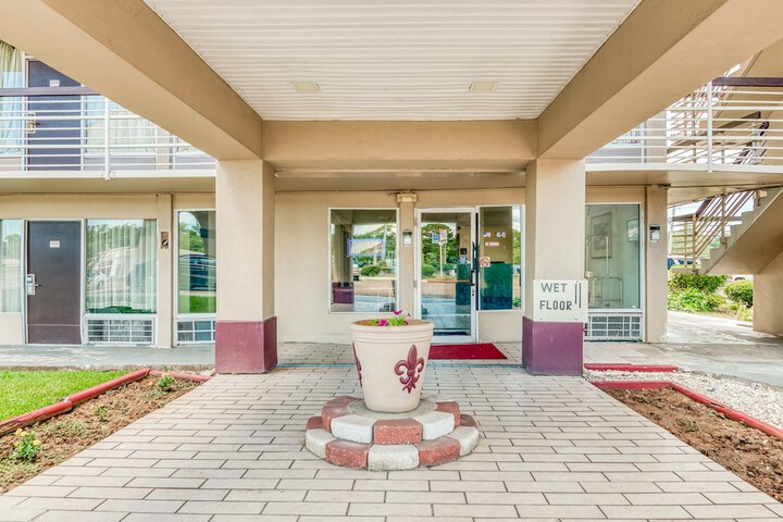 Hotel 5 of 31