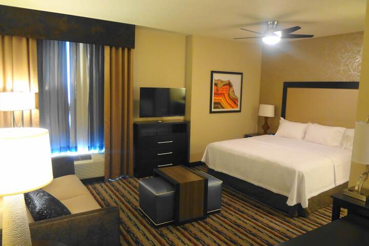 Homewood Suites by Hilton North Houston / Spring