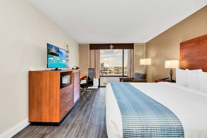Room 15 of 50