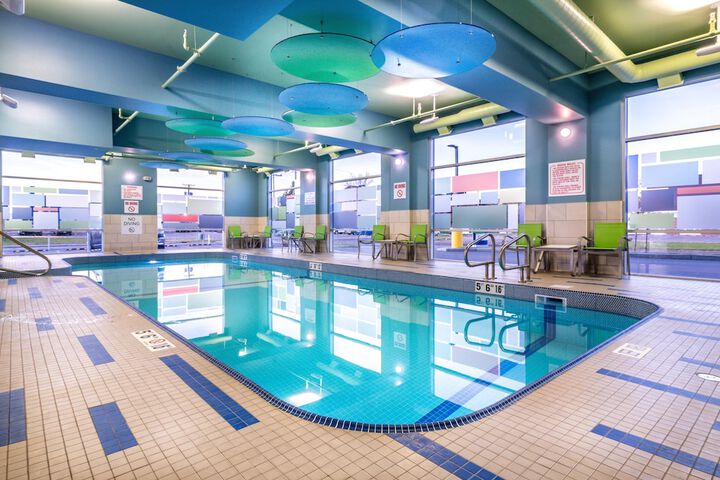 Holiday Inn Express & Suites Brandon by IHG