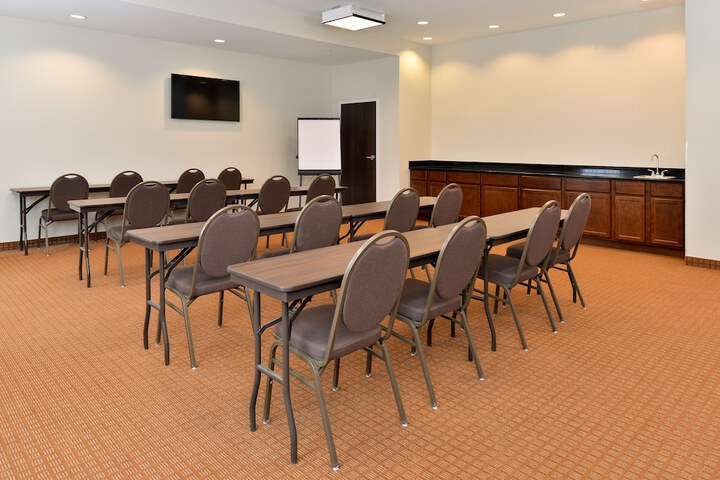 Sleep Inn & Suites Meridian - Bonita Lakes