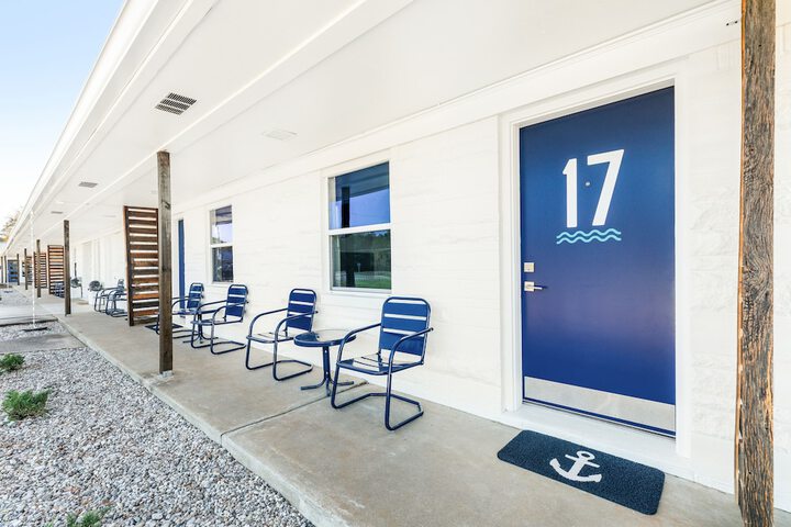 Hotel 6 of 21