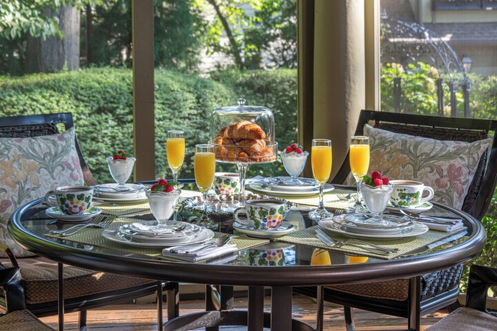 Breakfast/Coffee Service 48 of 55