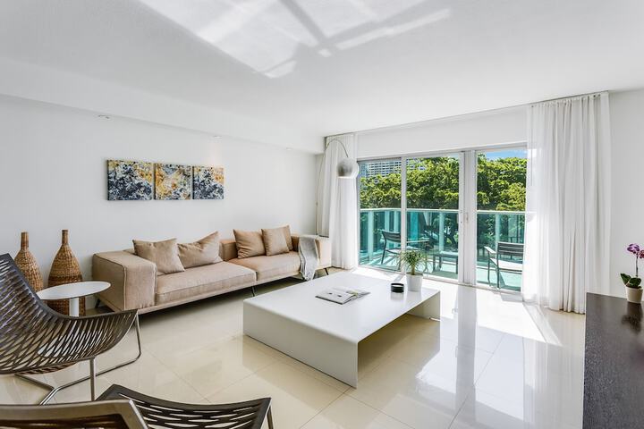 Beach Haus Bal Harbour