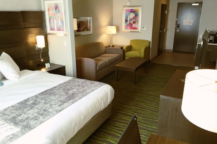 Room 54 of 84