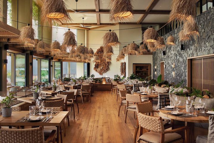 1 Hotel Hanalei Bay