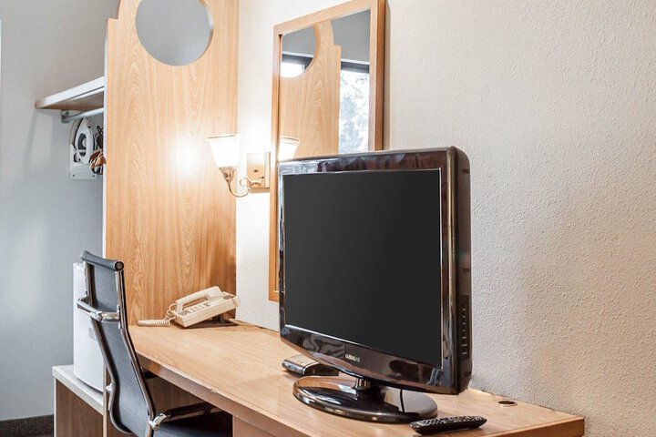 Room 15 of 29