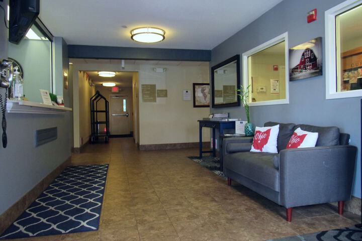 Hotel Interior 8 of 28