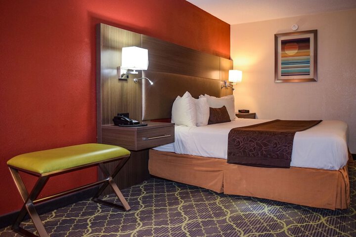 Room 5 of 23