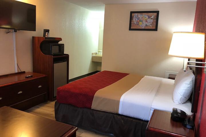 Room 20 of 26