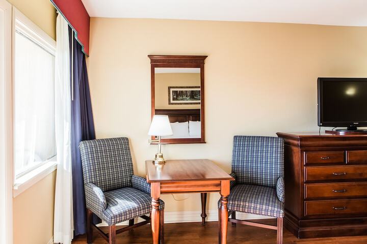 Room 16 of 51
