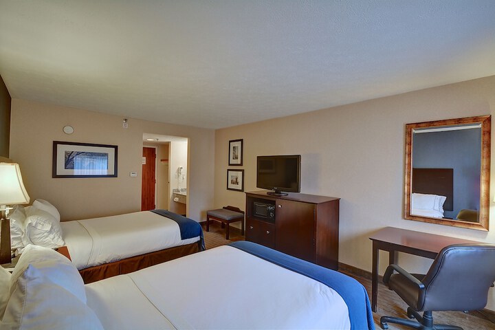 Room 21 of 36