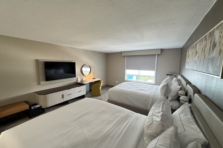 DoubleTree by Hilton Brunswick