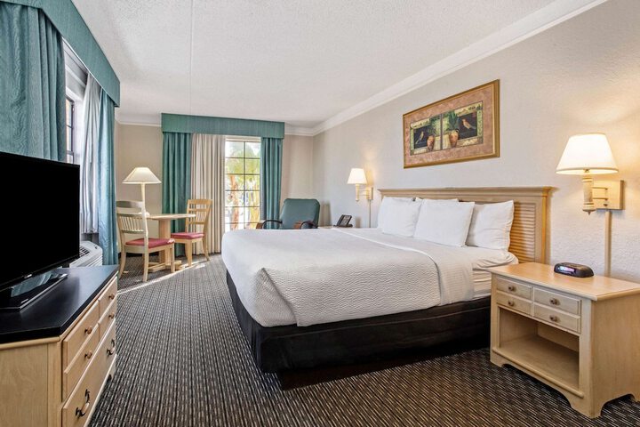 La Quinta by Wyndham St. Petersburg-Clearwater