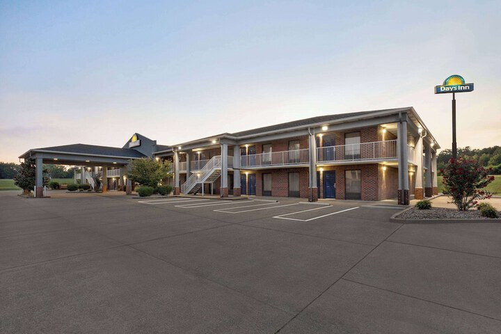 Hotel 2 of 35