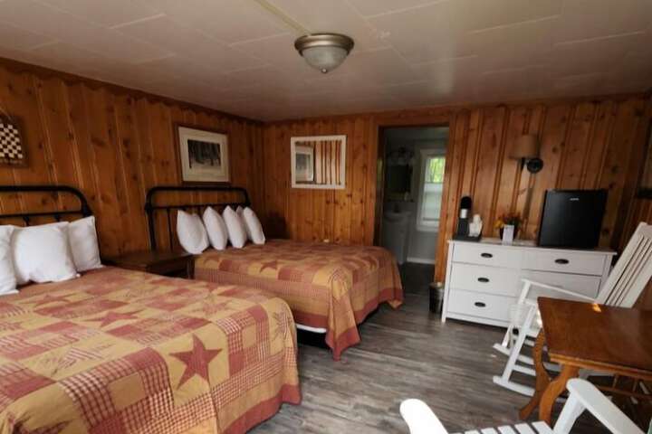 Room 13 of 19