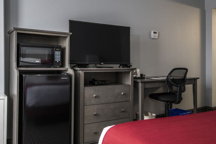 Room 28 of 50
