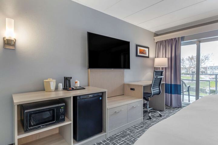 Room 46 of 58