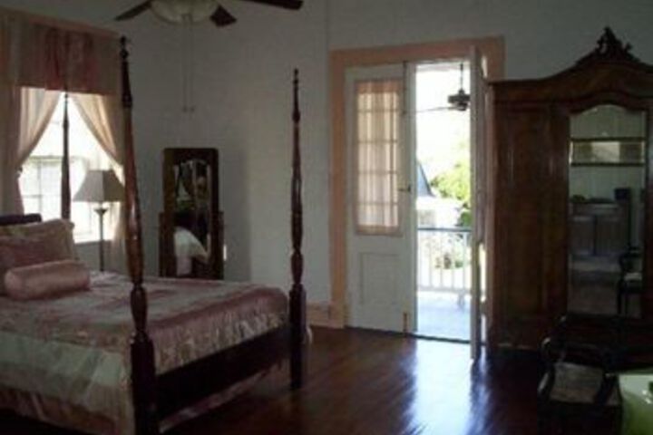 The Old Castillo Bed and Breakfast