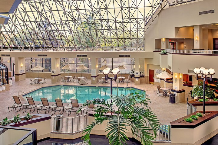 Crowne Plaza St. Louis Airport by IHG
