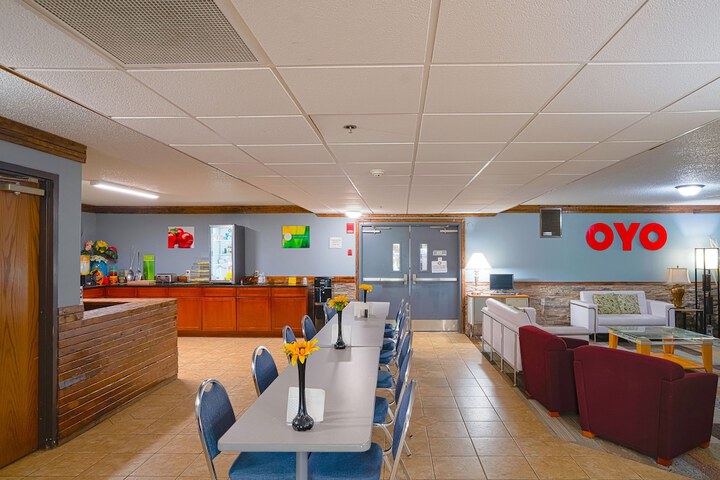 OYO Hotel Redwood Falls near Jackpot Casino